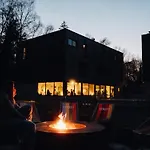 Daft & Glamping מלון