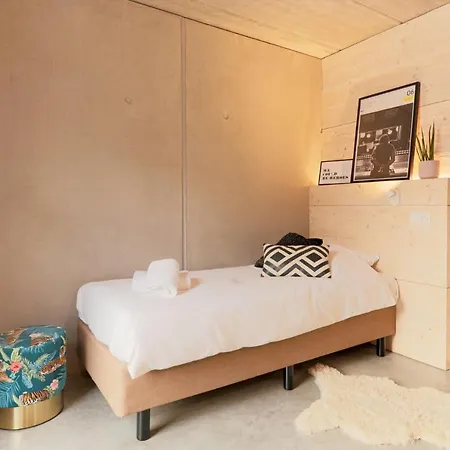Daft & Glamping 3*