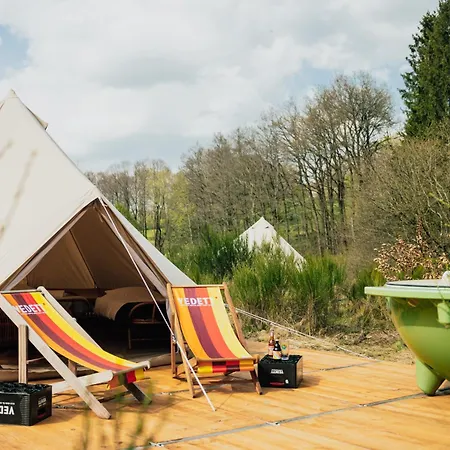 Daft & Glamping Hotel 3*