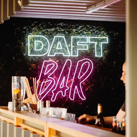 Daft & Glamping Szálloda 3*