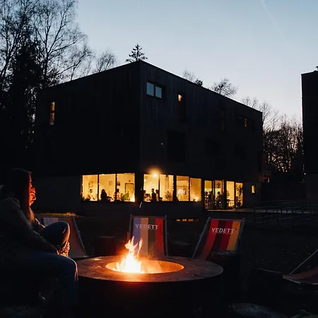 Daft & Glamping Szálloda