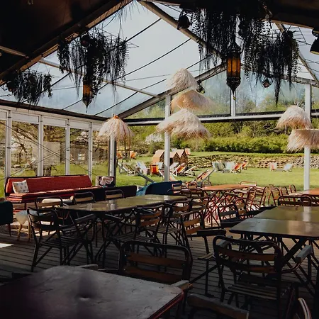 Szálloda Daft & Glamping 3*